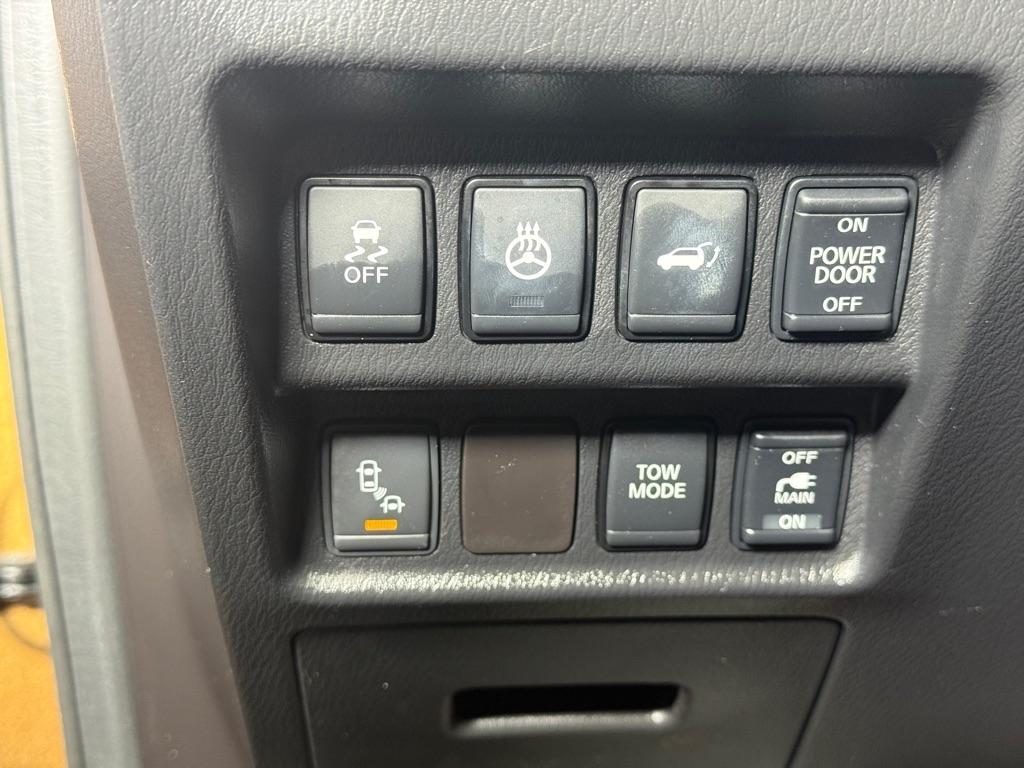 Nissan Pathfinder  2017