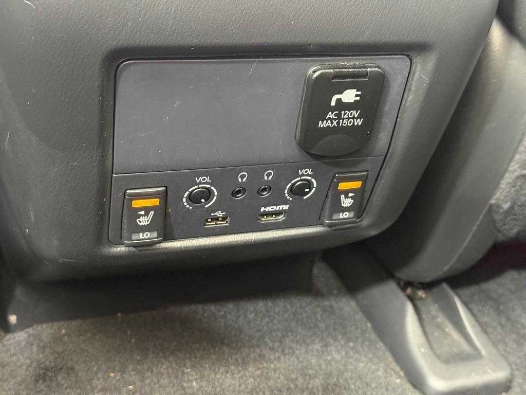 Nissan Pathfinder  2017