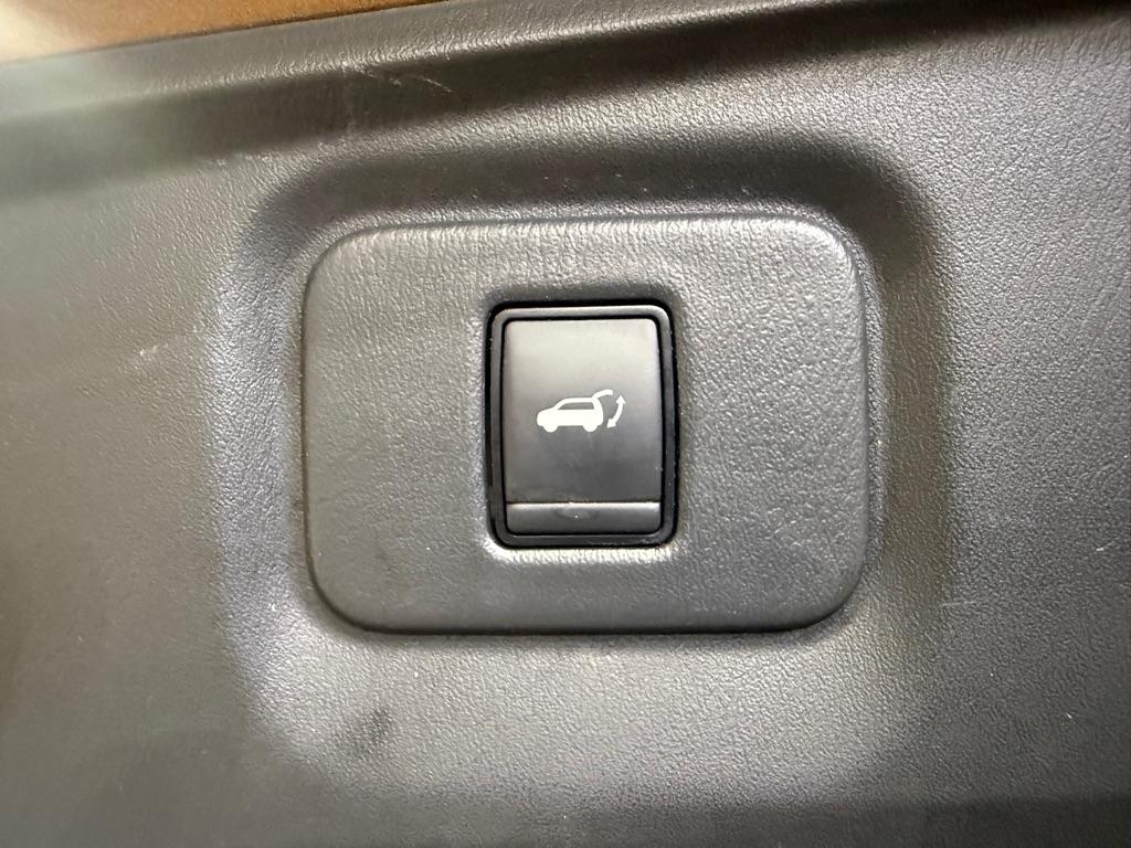 Nissan Pathfinder  2017