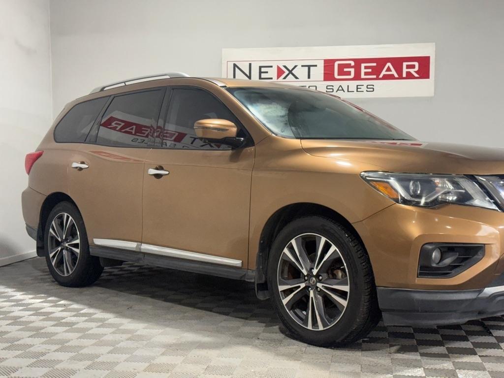 Nissan Pathfinder  2017