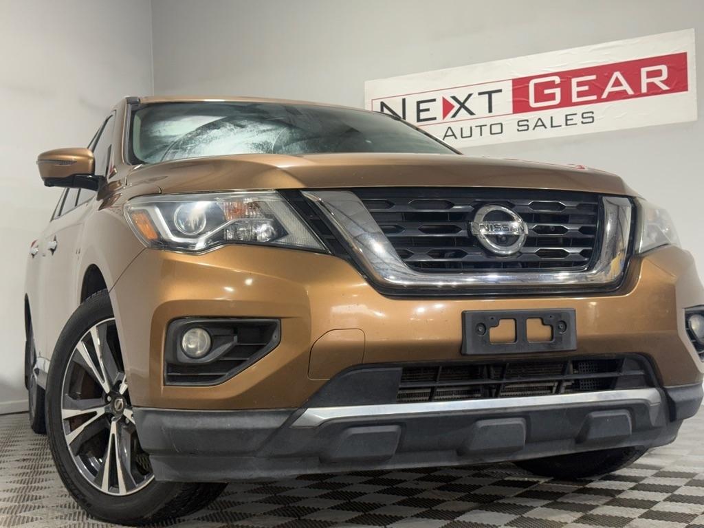 Nissan Pathfinder  2017