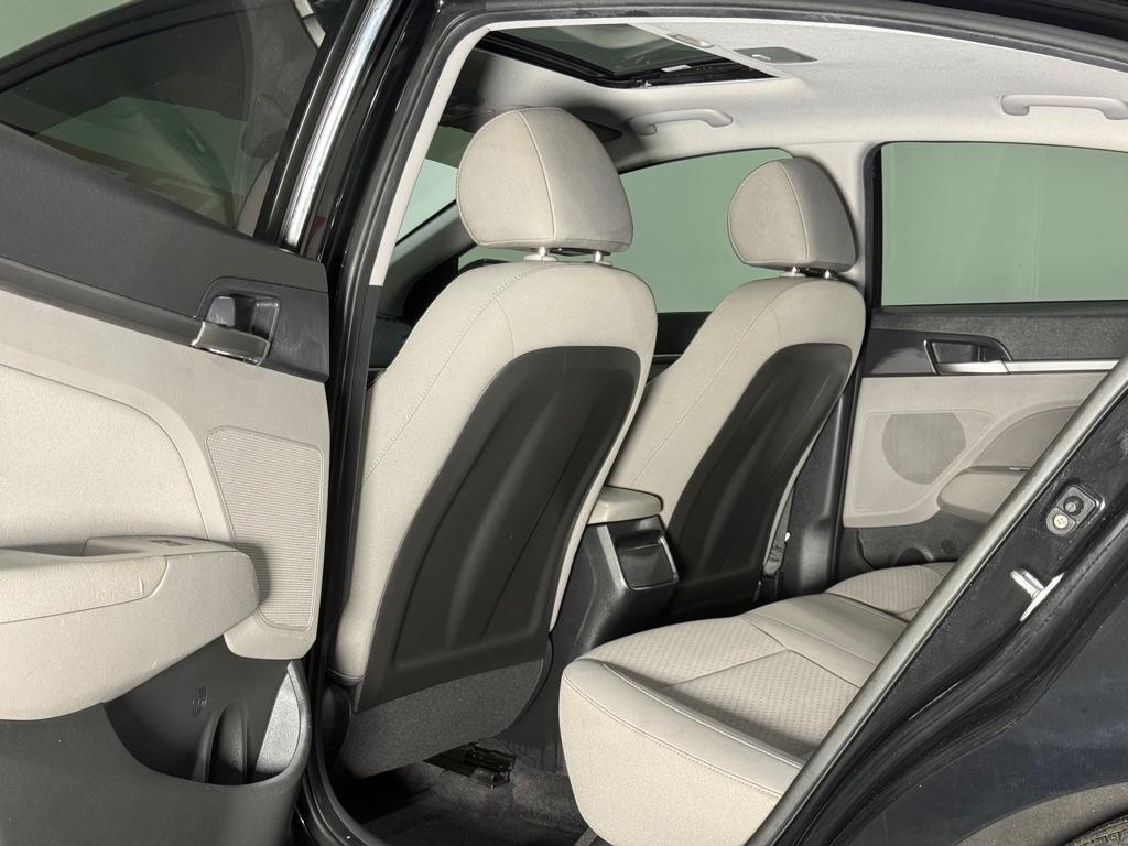Hyundai Elantra Limited 2020