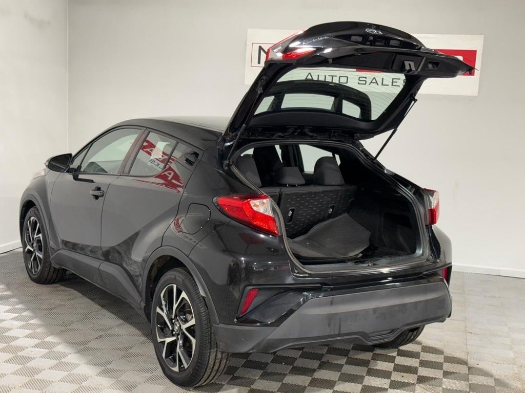 Toyota C-HR XLE 2019