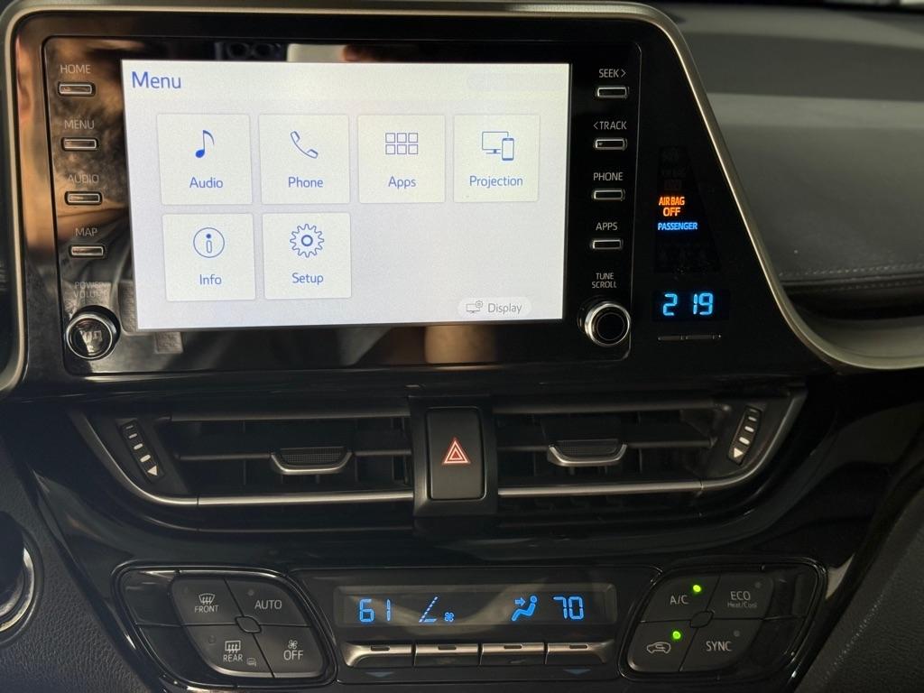Toyota C-HR XLE 2019