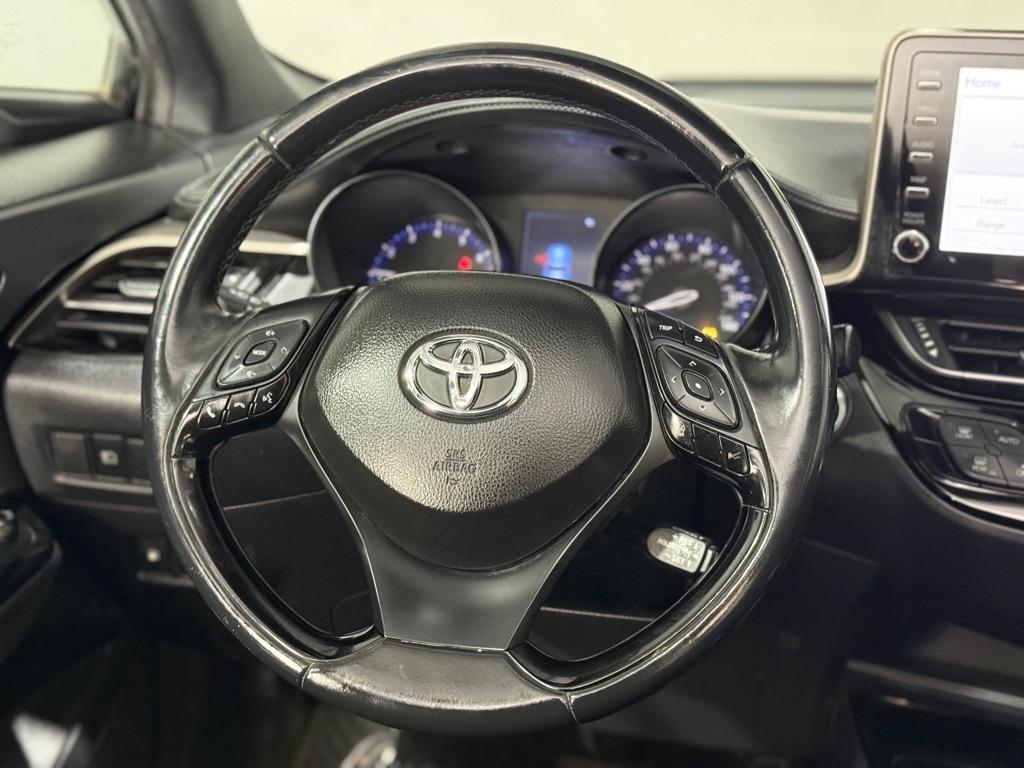 Toyota C-HR XLE 2019
