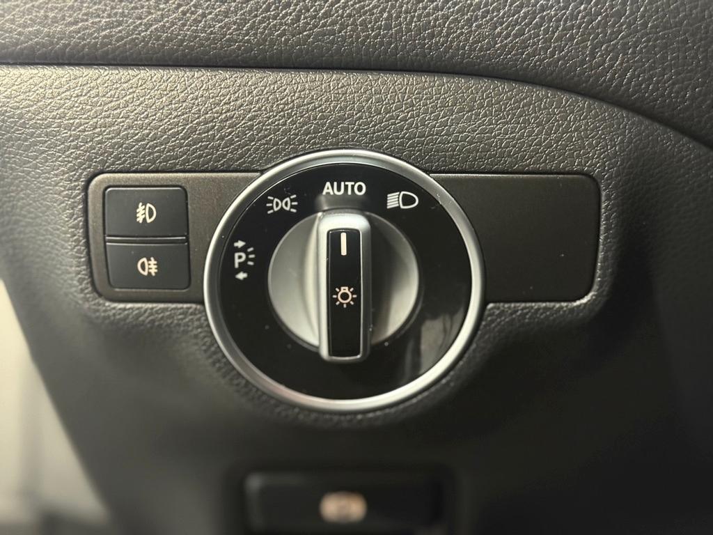 Mercedes-Benz GLA-Class GLA250 4MATIC 2015