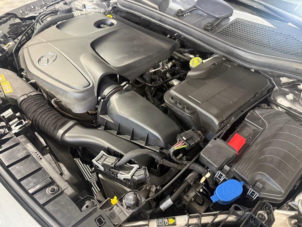 Mercedes-Benz GLA-Class GLA250 4MATIC 2015