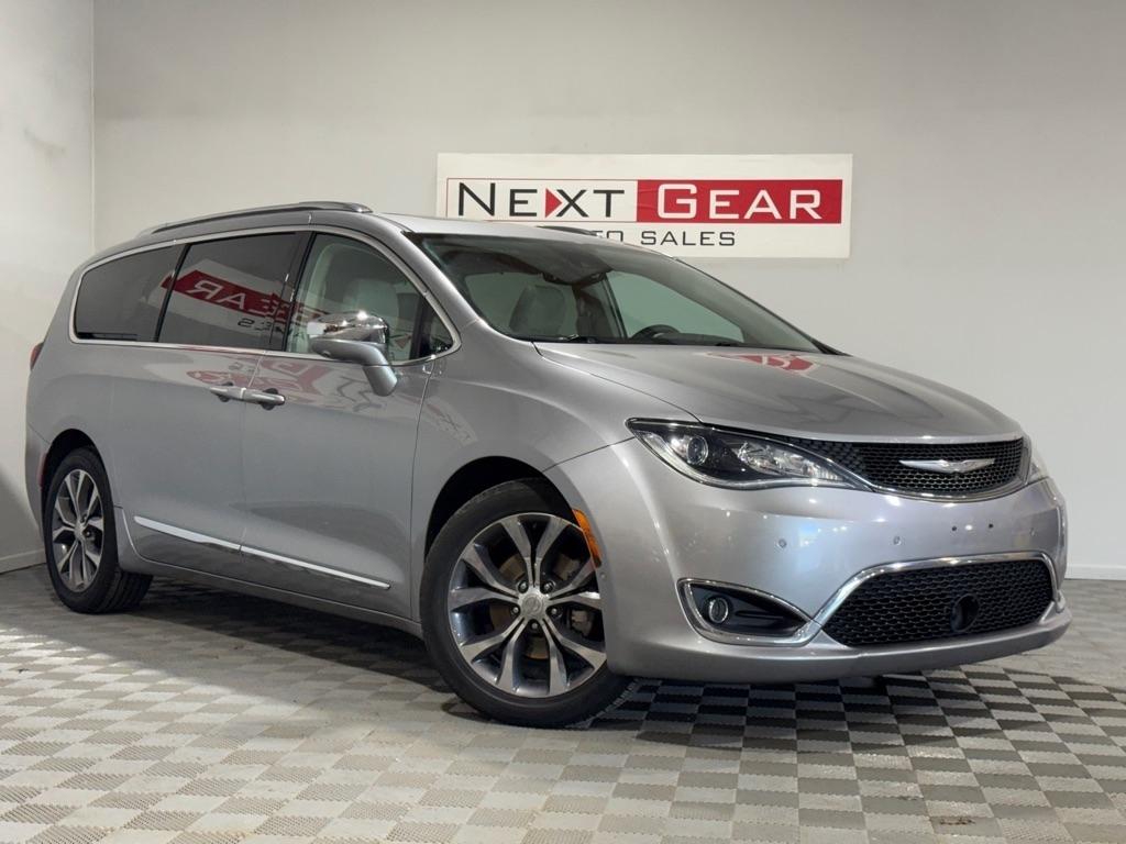 Chrysler Pacifica Limited 2017