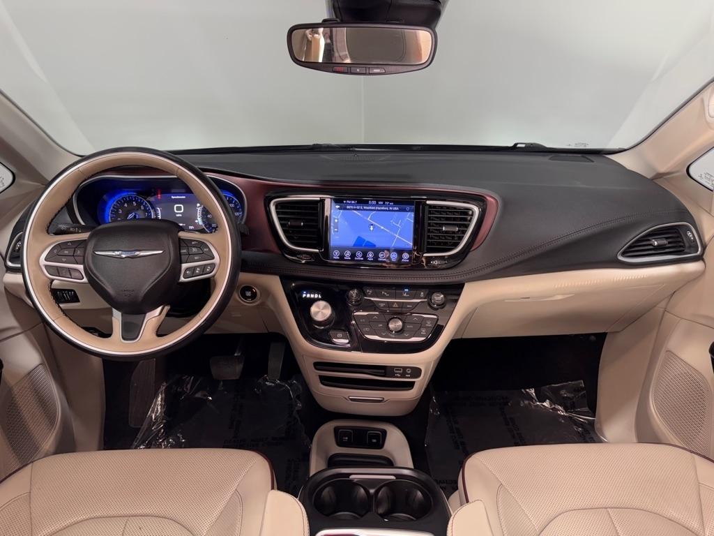 Chrysler Pacifica Limited 2017
