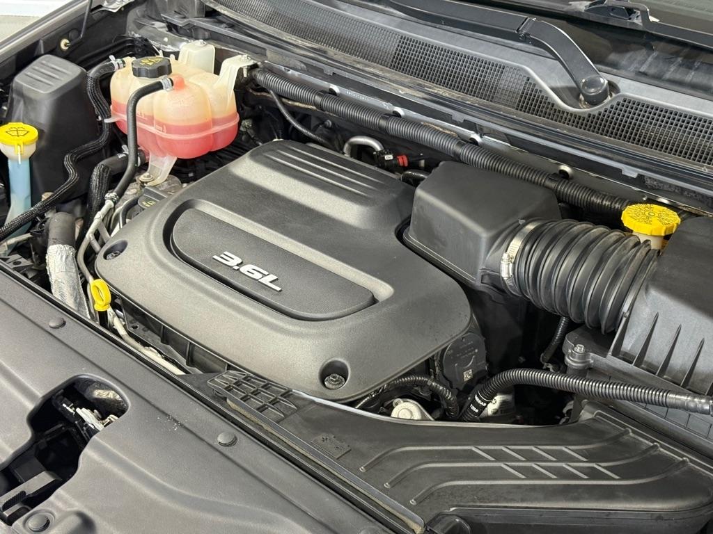 Chrysler Pacifica Limited 2017