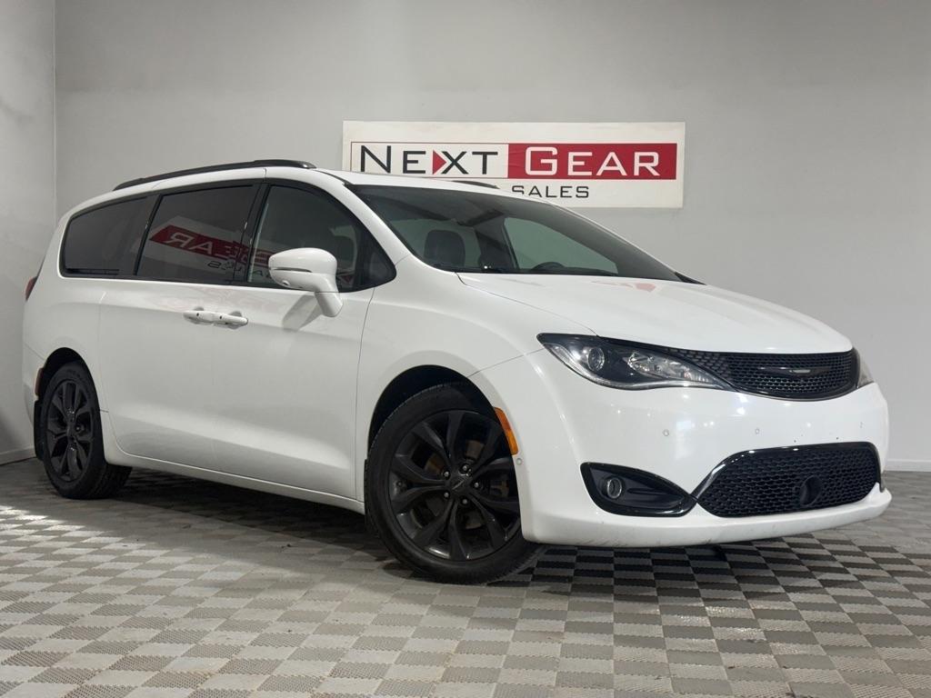 Chrysler Pacifica Limited 2019