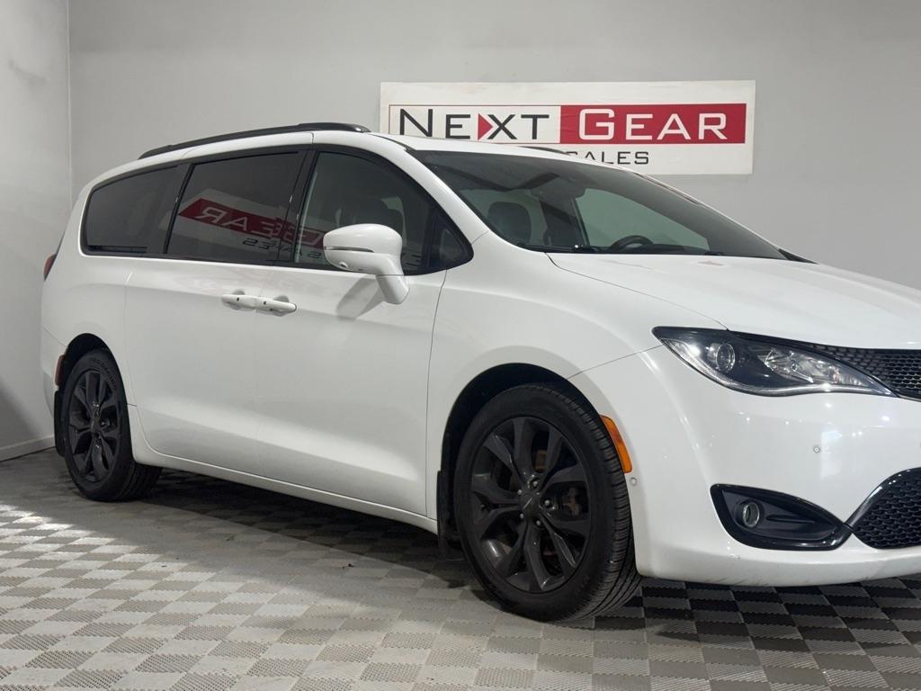 Chrysler Pacifica Limited 2019