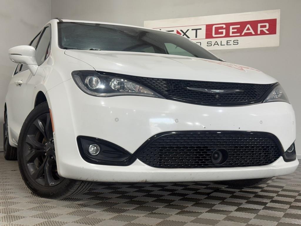 Chrysler Pacifica Limited 2019