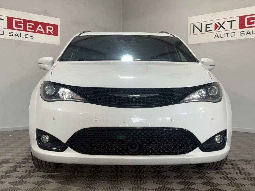 Chrysler Pacifica Limited 2019