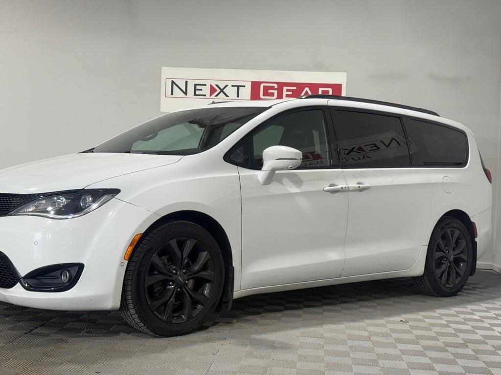 Chrysler Pacifica Limited 2019