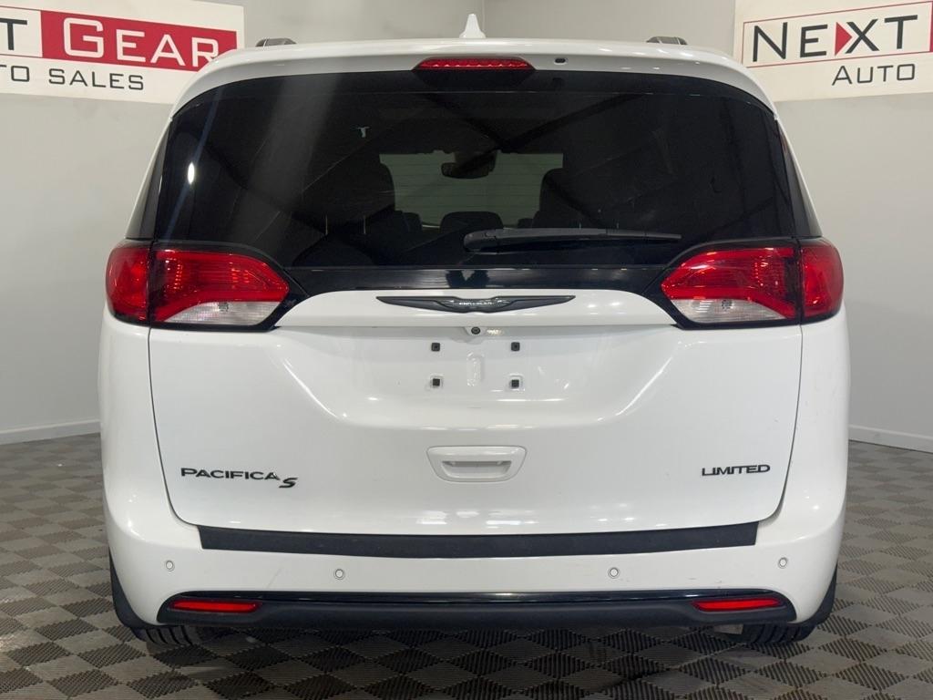 Chrysler Pacifica Limited 2019