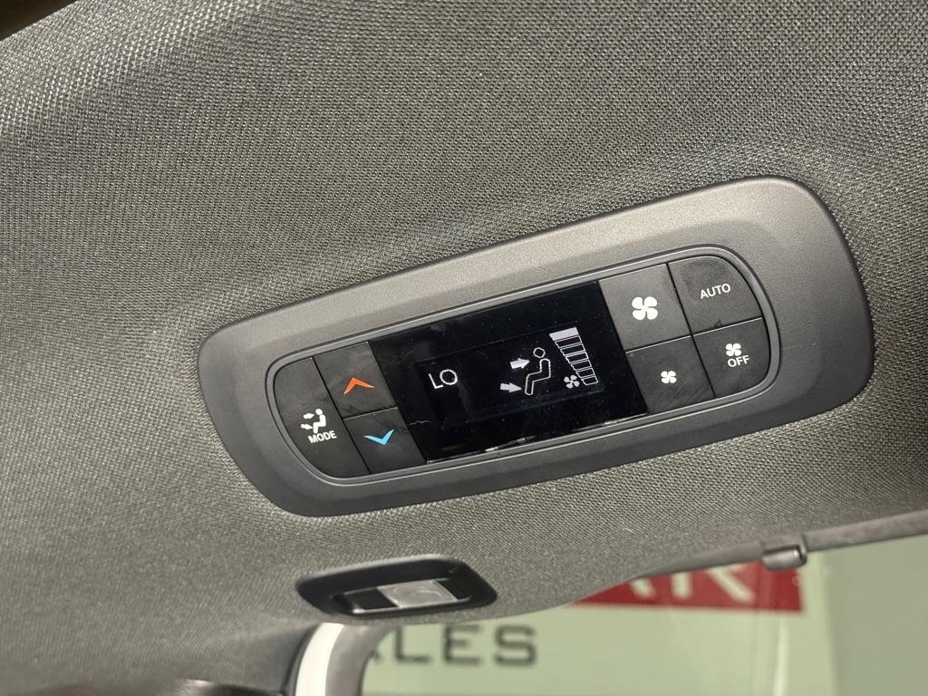 Chrysler Pacifica Limited 2019