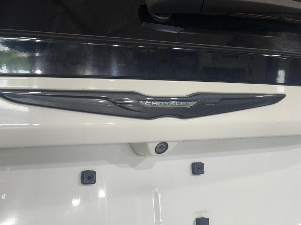 Chrysler Pacifica Limited 2019