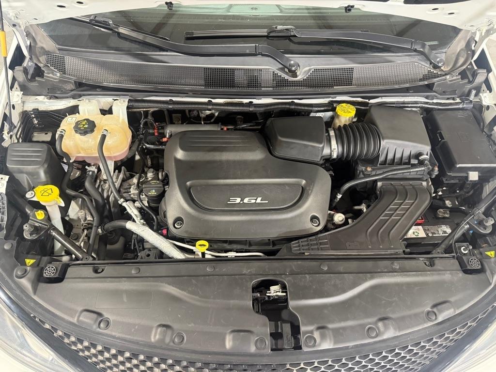 Chrysler Pacifica Limited 2019