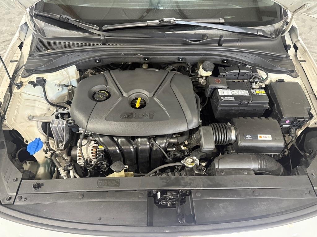 Hyundai Elantra GT 2.0L 6M 2018