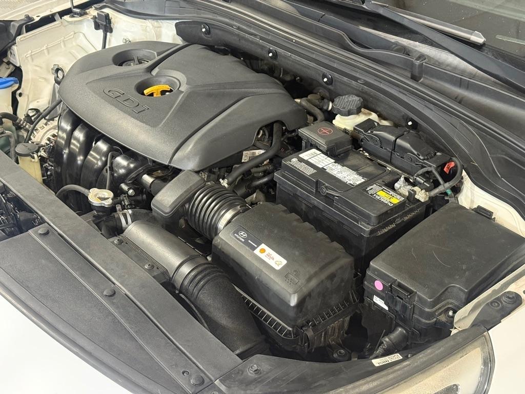 Hyundai Elantra GT 2.0L 6M 2018