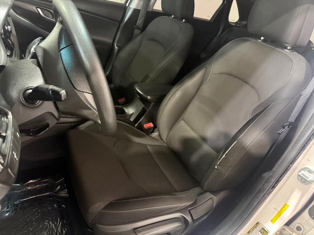 Hyundai Elantra GT 2.0L 6M 2018