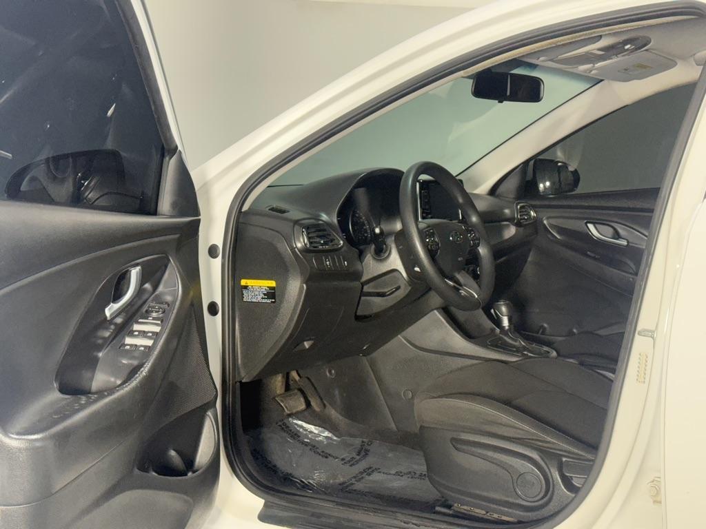 Hyundai Elantra GT 2.0L 6M 2018