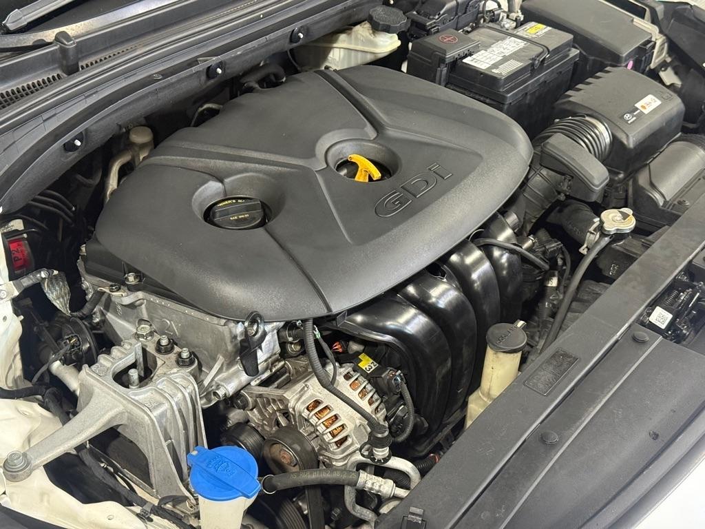 Hyundai Elantra GT 2.0L 6M 2018
