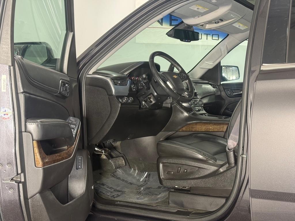 Chevrolet Suburban LT 4WD 2016
