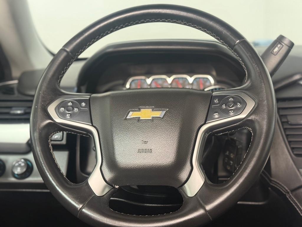 Chevrolet Suburban LT 4WD 2016