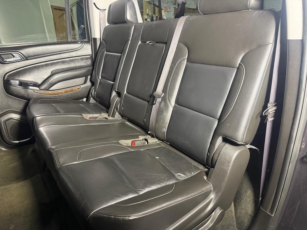 Chevrolet Suburban LT 4WD 2016