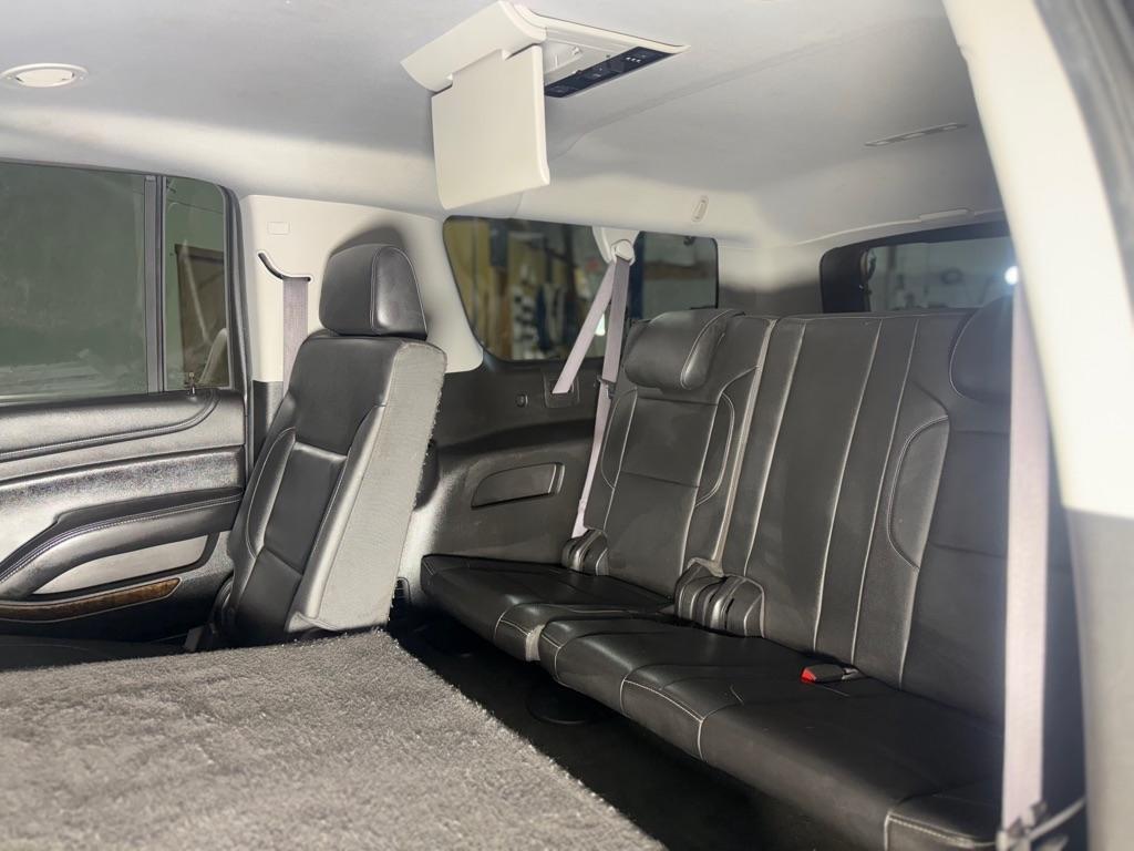 Chevrolet Suburban LT 4WD 2016
