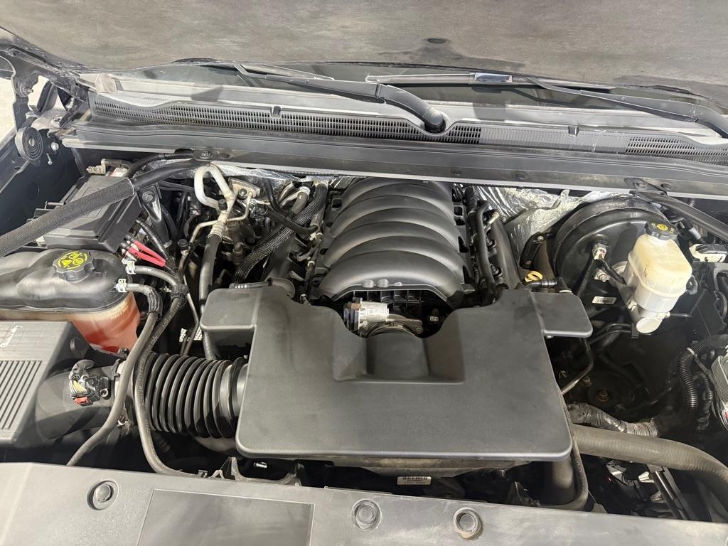 Chevrolet Suburban LT 4WD 2016