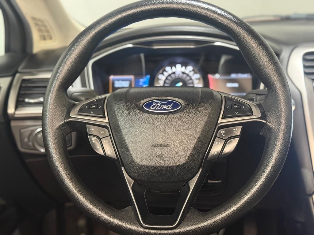Ford Fusion SE 2017