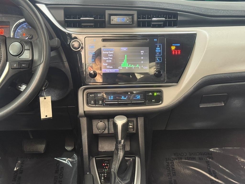 Toyota Corolla L CVT 2019
