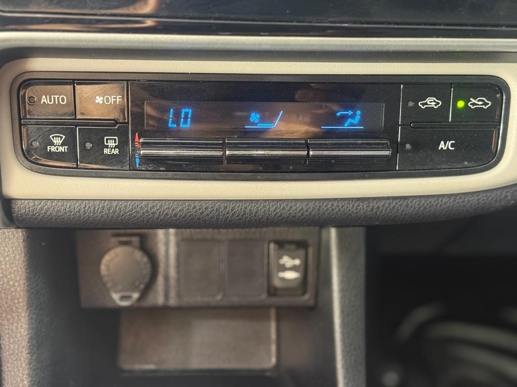 Toyota Corolla L CVT 2019