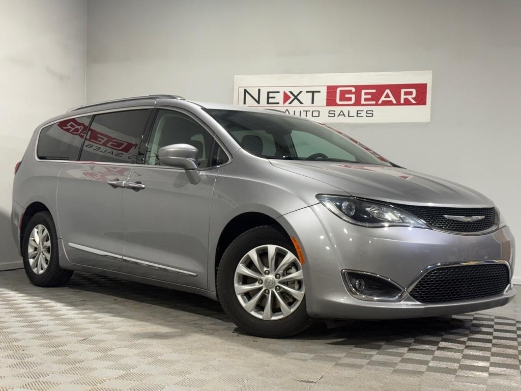 2018 Chrysler Pacifica Touring-L