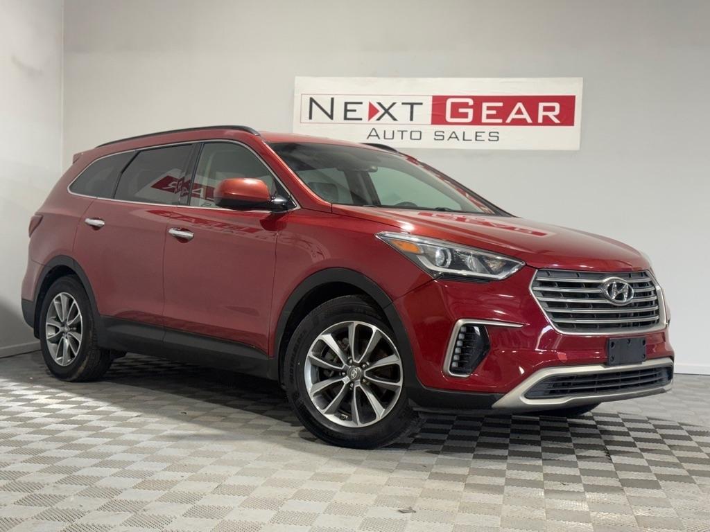  2017 Hyundai Santa Fe SE FWD   