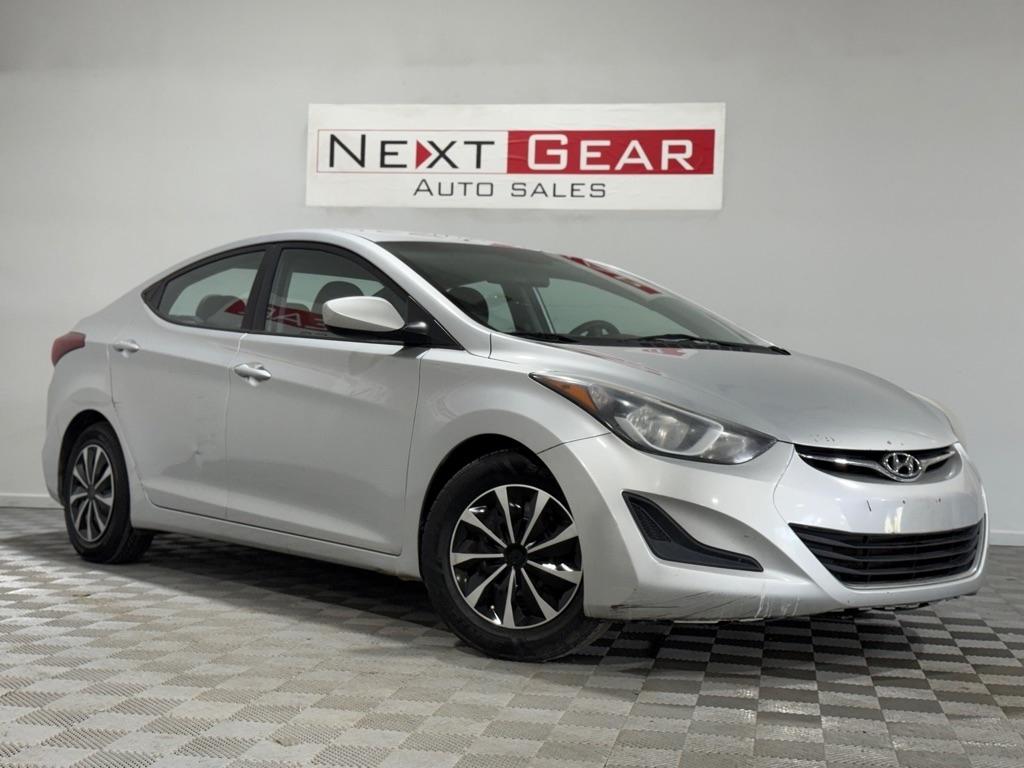 2016 Hyundai Elantra SE 6AT