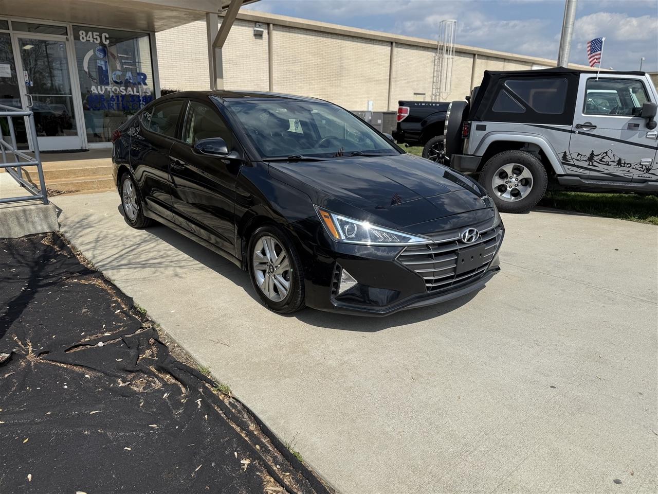 Hyundai Elantra Limited 2020