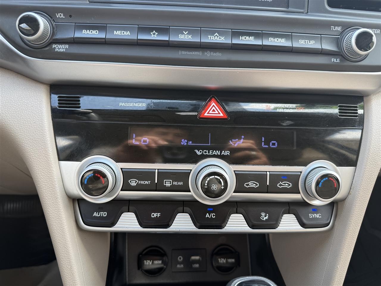 Hyundai Elantra Limited 2020