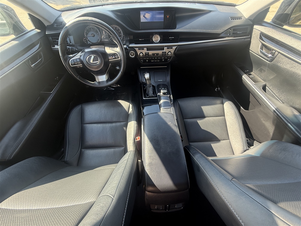 Lexus ES 350 Sedan 2016 Lexus ES 350 Sedan 2016