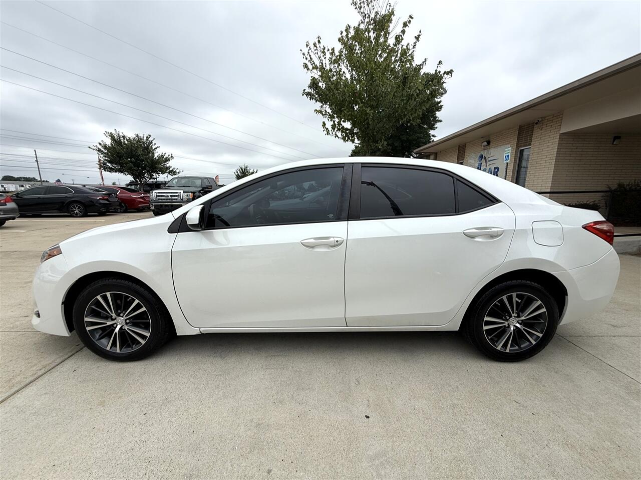 Toyota Corolla LE CVT 2017 Toyota Corolla LE CVT 2017