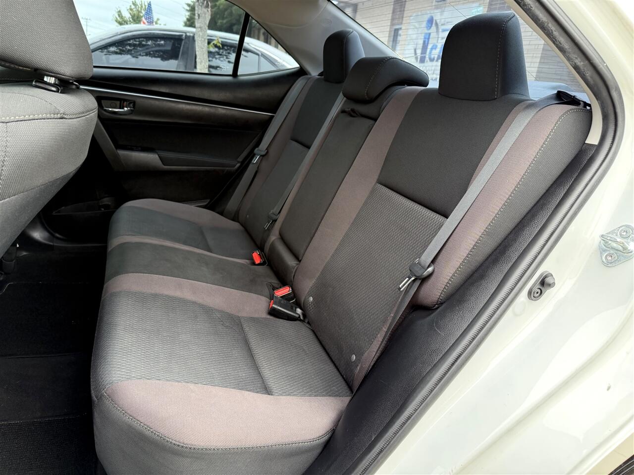 Toyota Corolla LE CVT 2017 Toyota Corolla LE CVT 2017