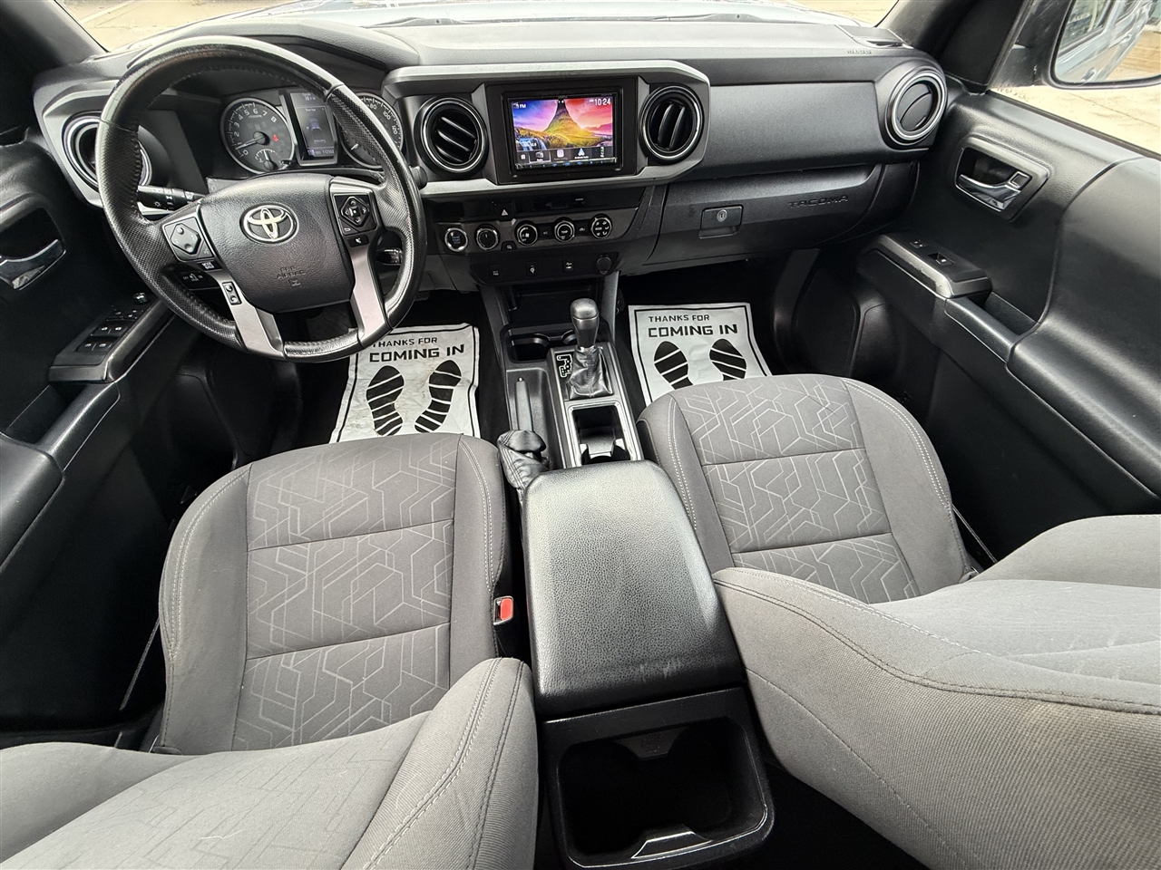 Toyota Tacoma SR5 Double Cab Long Bed V6 6AT 4WD 2017