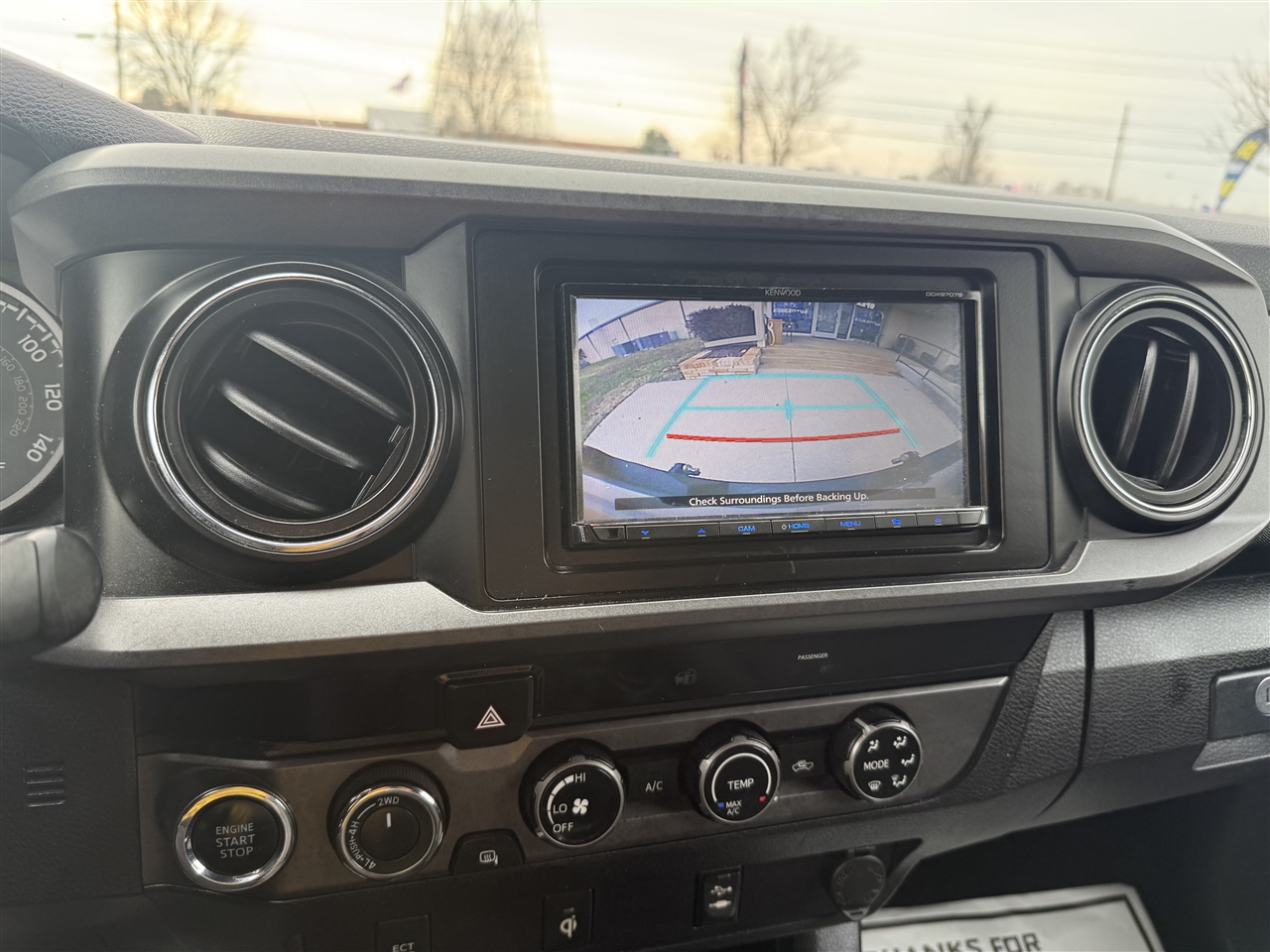 Toyota Tacoma SR5 Double Cab Long Bed V6 6AT 4WD 2017