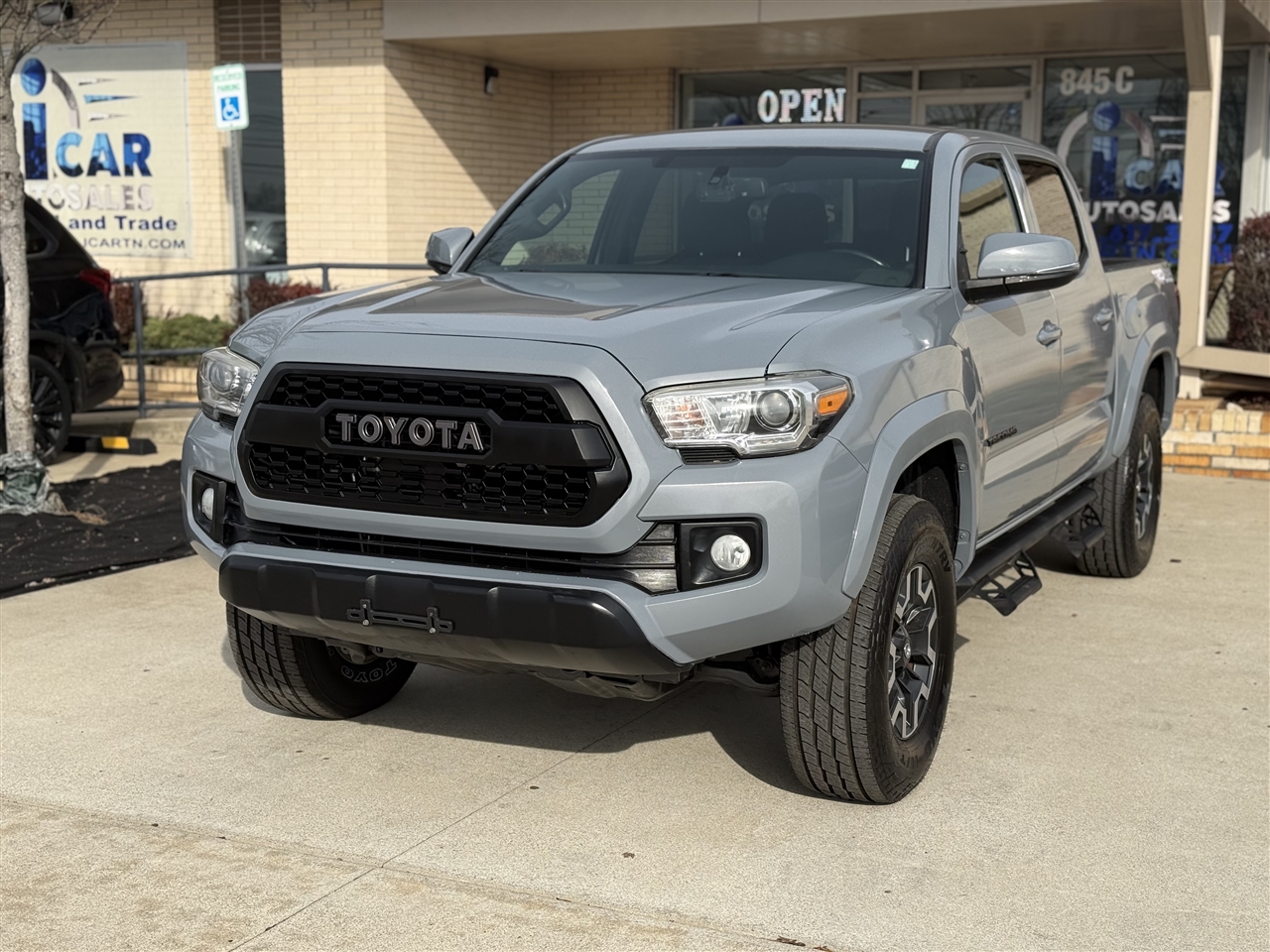 2017 Toyota Tacoma SR5 Double Cab Long Bed V6 6AT 4WD