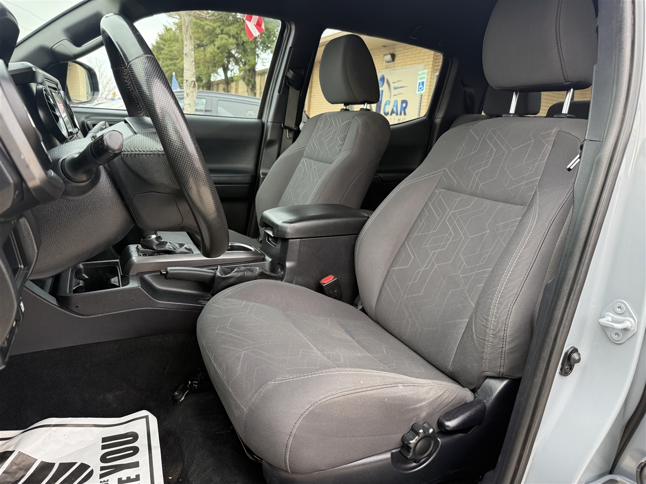 Toyota Tacoma SR5 Double Cab Long Bed V6 6AT 4WD 2017