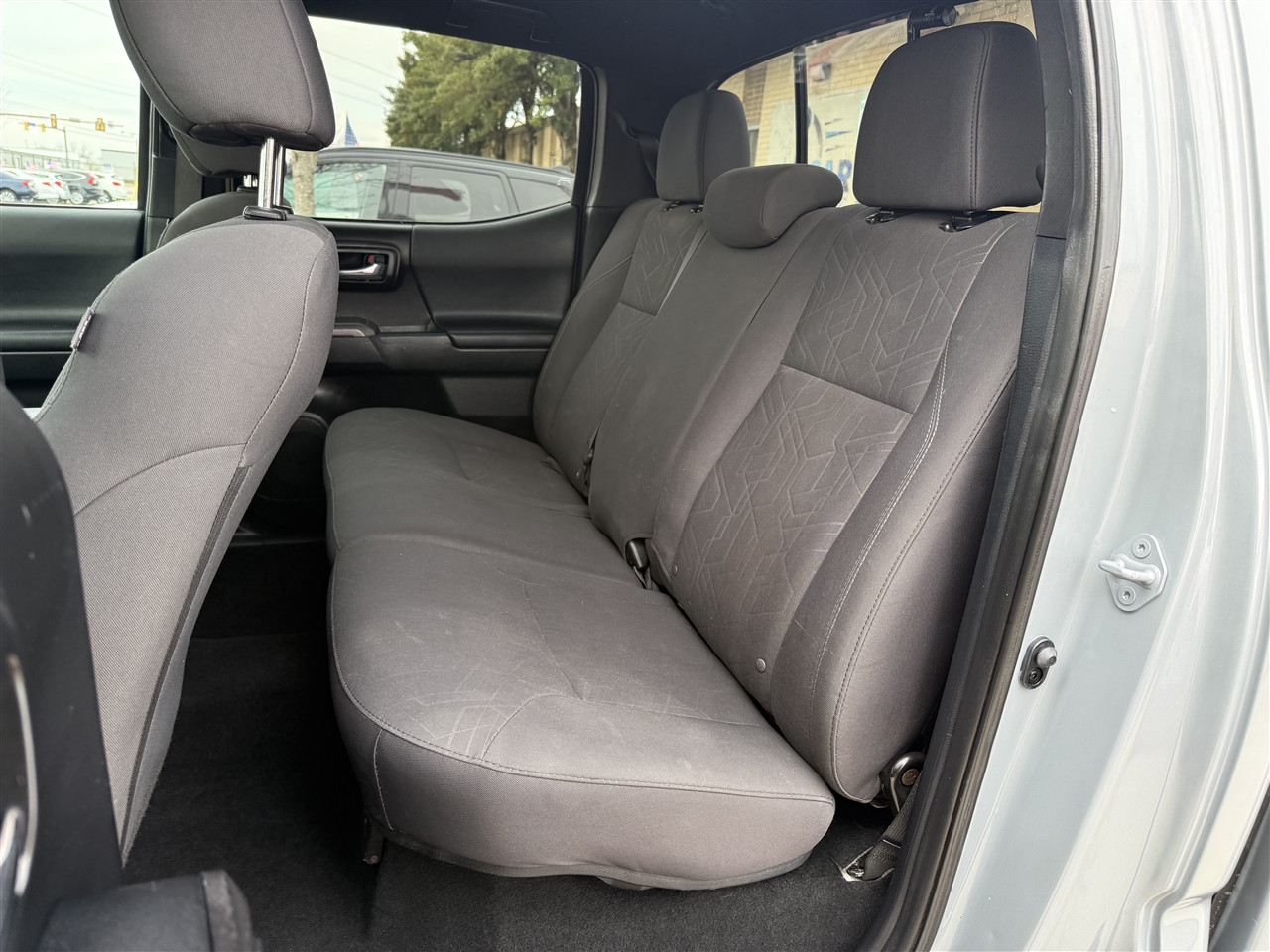 Toyota Tacoma SR5 Double Cab Long Bed V6 6AT 4WD 2017