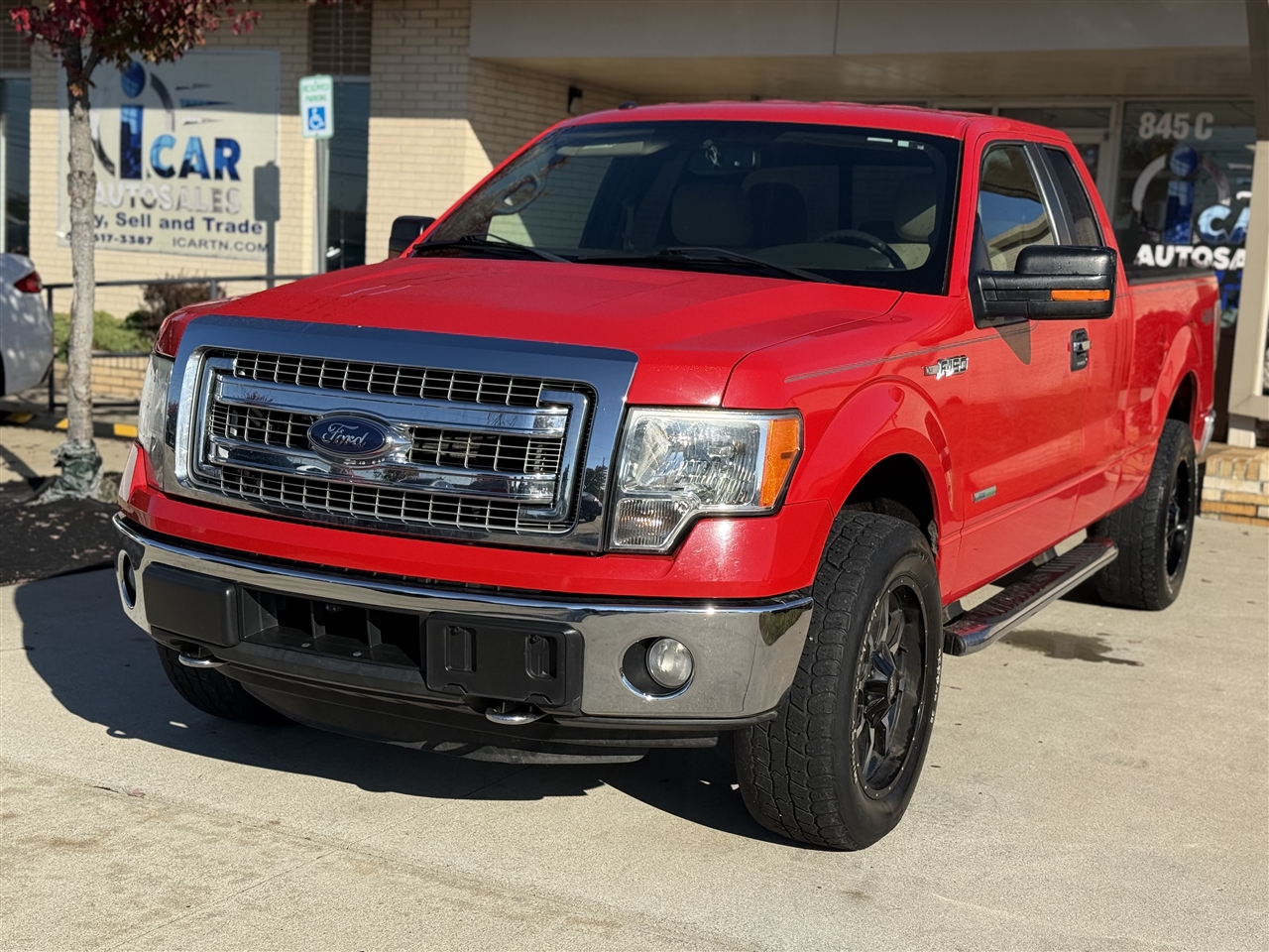 2014 Ford F-150 XLT SuperCab 8-ft. Bed 4WD